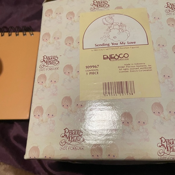 Precious moment, sending you my love - Picture 7 of 7